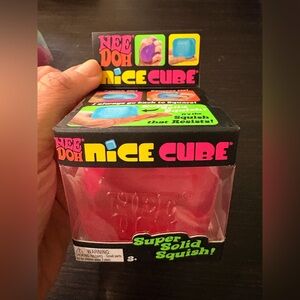 VIRAL NEEDOH Nice Cube Kids Stress Toy - Pink